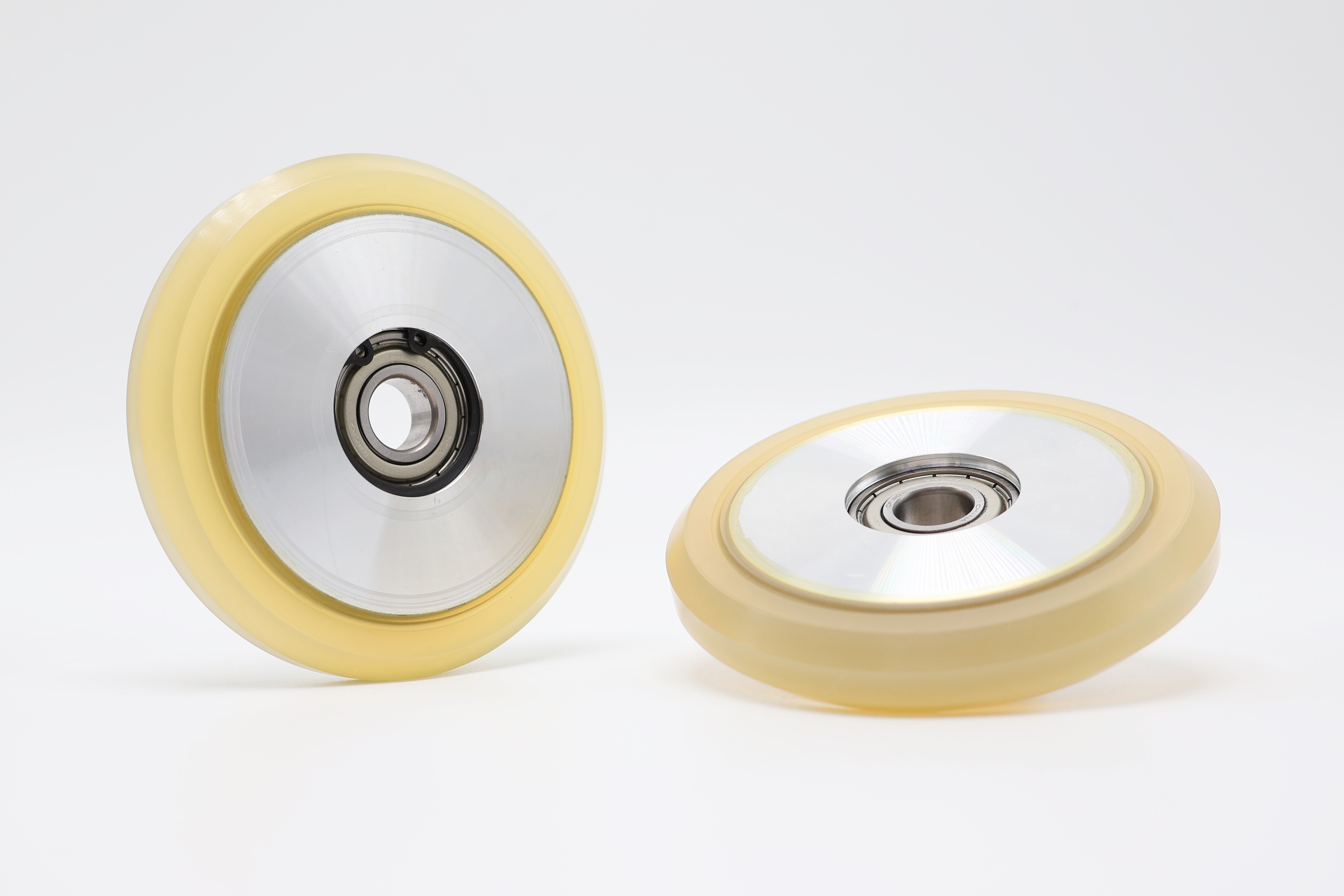 ironrubber_roller_01.jpg