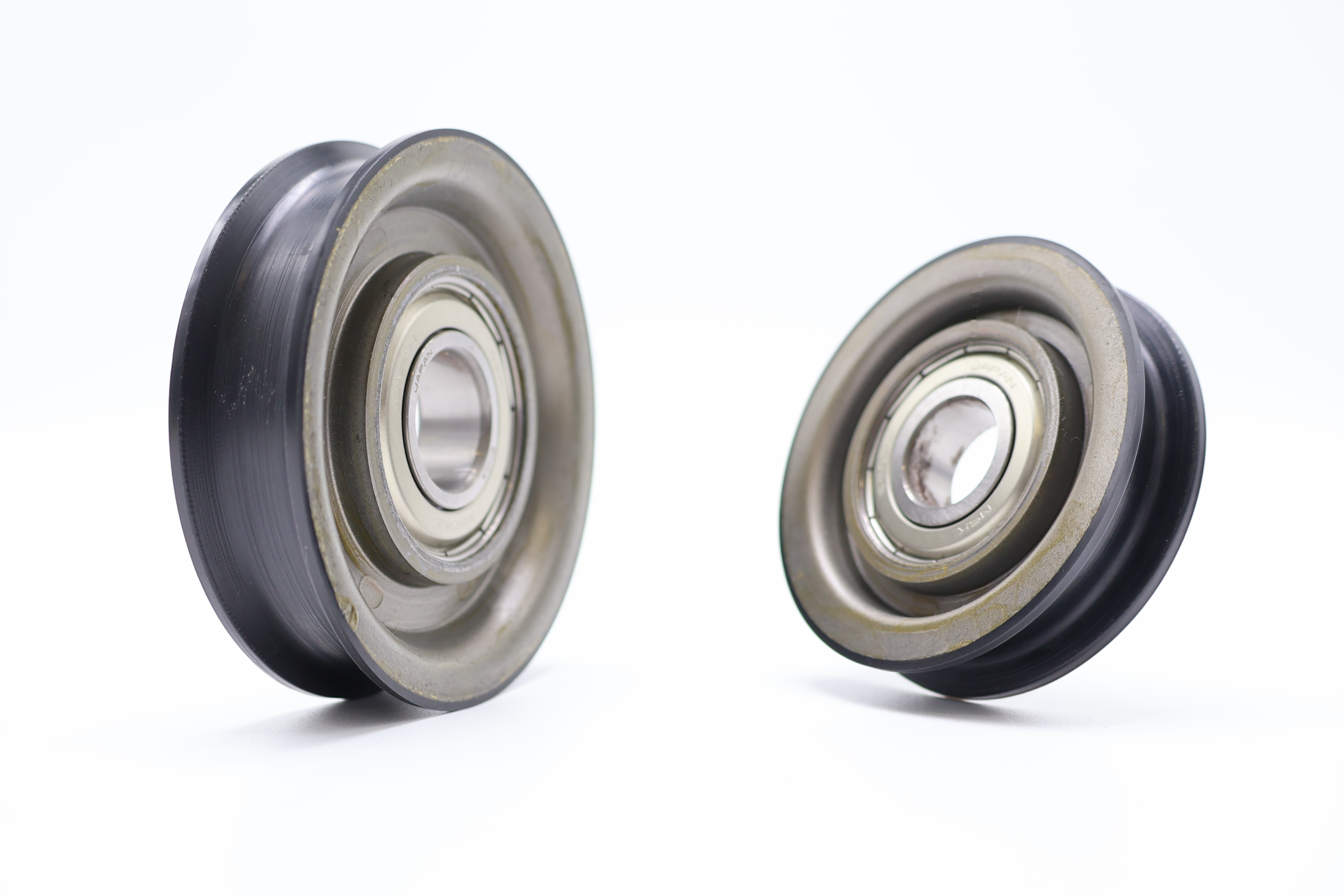 ironrubber_roller_03.jpg